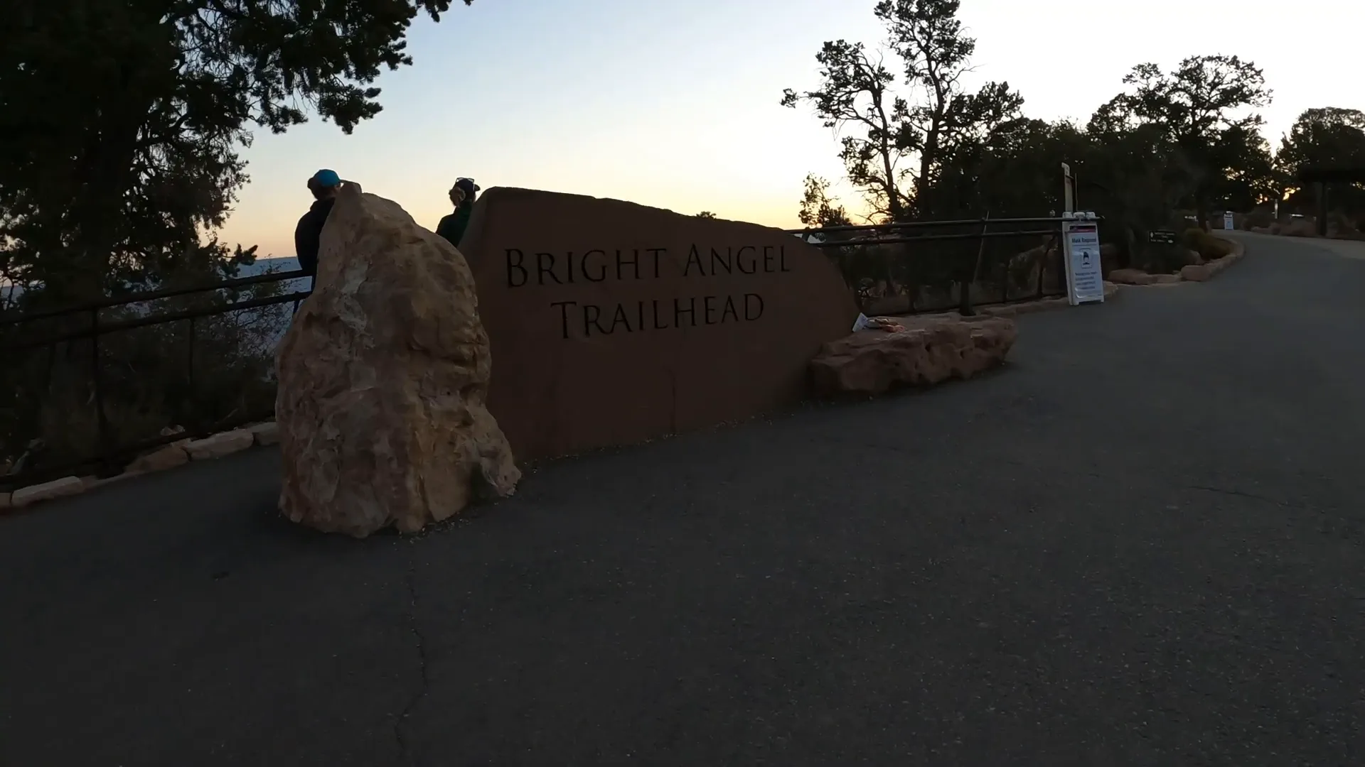Bright Angel Trailhead view